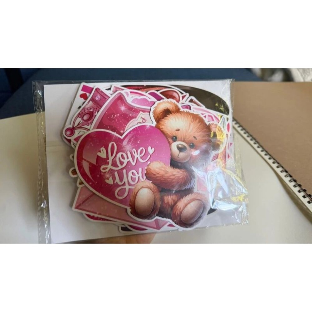 Valentine’s Day Photo Booth Props Kit Teddy Bear Hearts Party Decorations